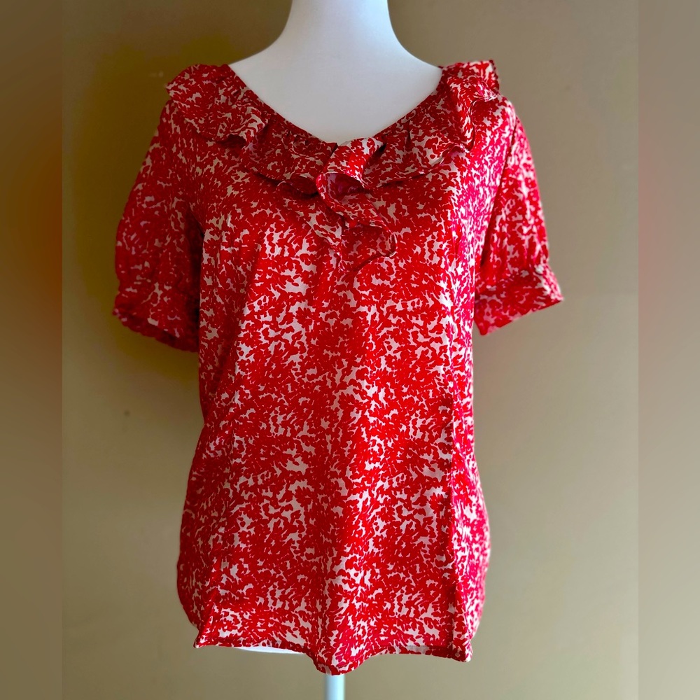 Banana Republic top. Small.